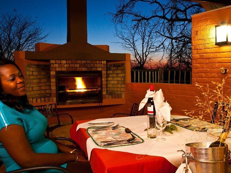 Halali Camp Hotel Etosha Eksteriør billede